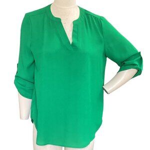 Chaus M Green V-Notch 3/4 Roll Tab Sleeve Blouse 91R
